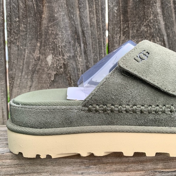 UGG Sandals Goldenstar Cross Platform Slide Moss Green Suede Leather - Picture 6 of 16